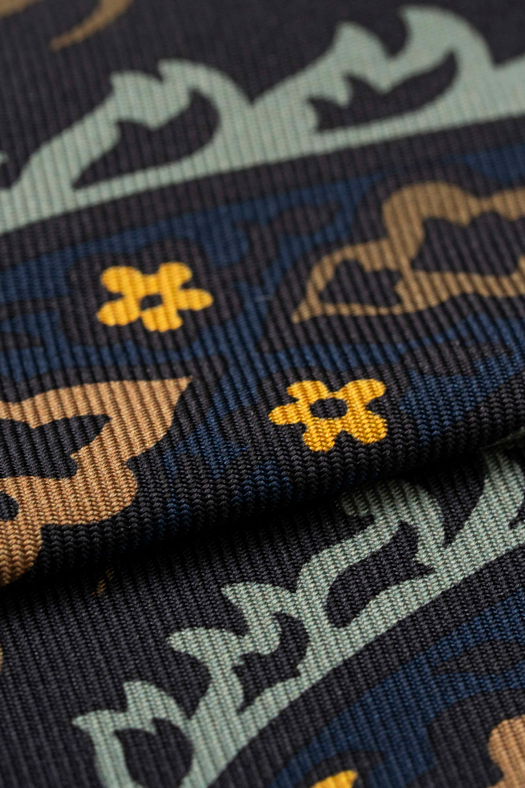 Printed silk twill tie with paisley design   - new