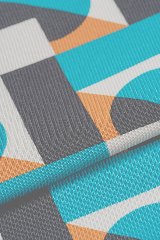 Cravatta stampata in twill di seta disegno geometrico  