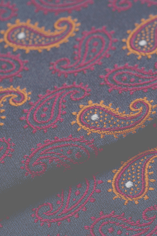 Cravatta jacquard in seta con disegno paisley  