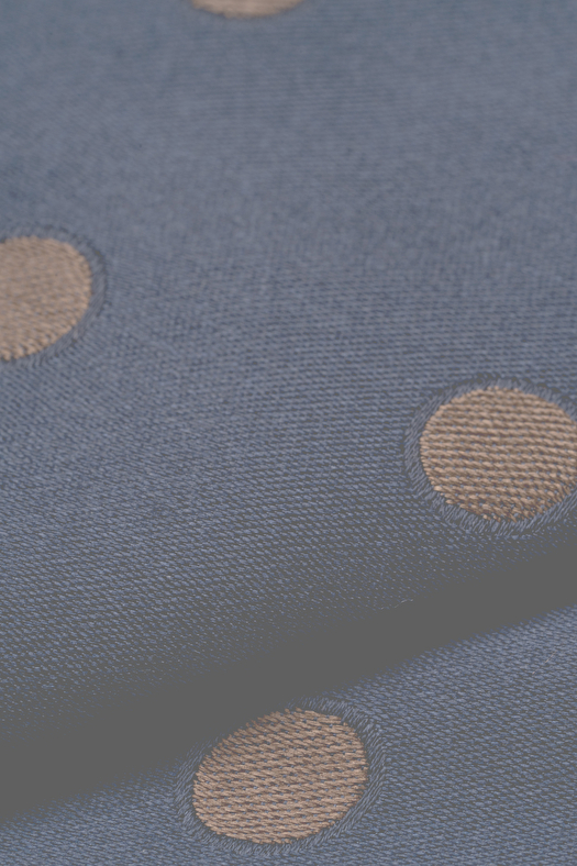 Cravatta jacquard in seta con disegno pois  