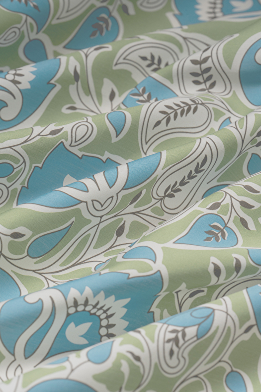 Cotton and silk bandana with floral design  