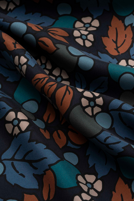 Foulard in seta disegno floreale   - new