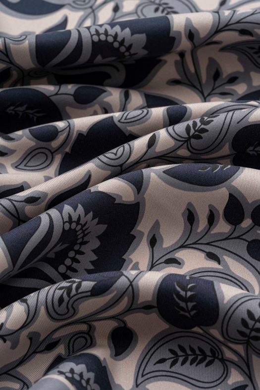 Foulard in seta disegno floreale   - new