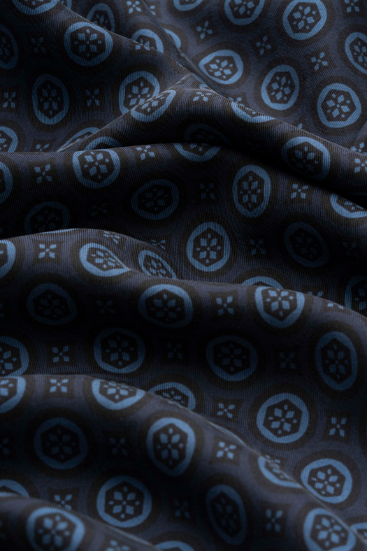 Foulard in seta disegno medaglioni   - new