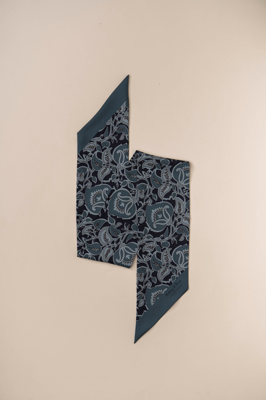 Silk twilly with floral design   - new