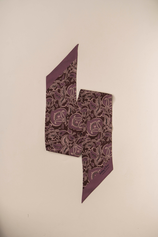 Silk twilly with floral design   - new